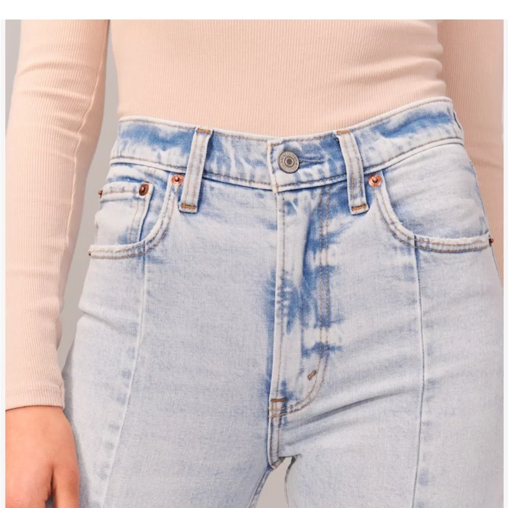 High Rise Skinny Jean - Picture 2 of 5